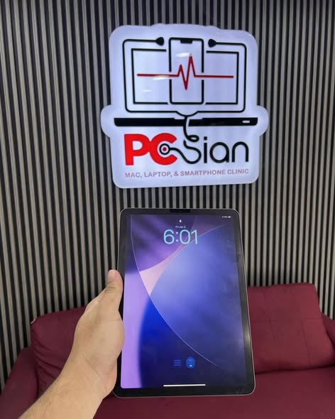 Apple iPad Air 5th Gen M1 (A2588) - Charging Port Repair