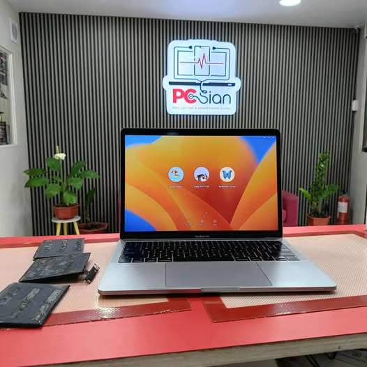 Apple MacBook A1708 - Battery Replacement